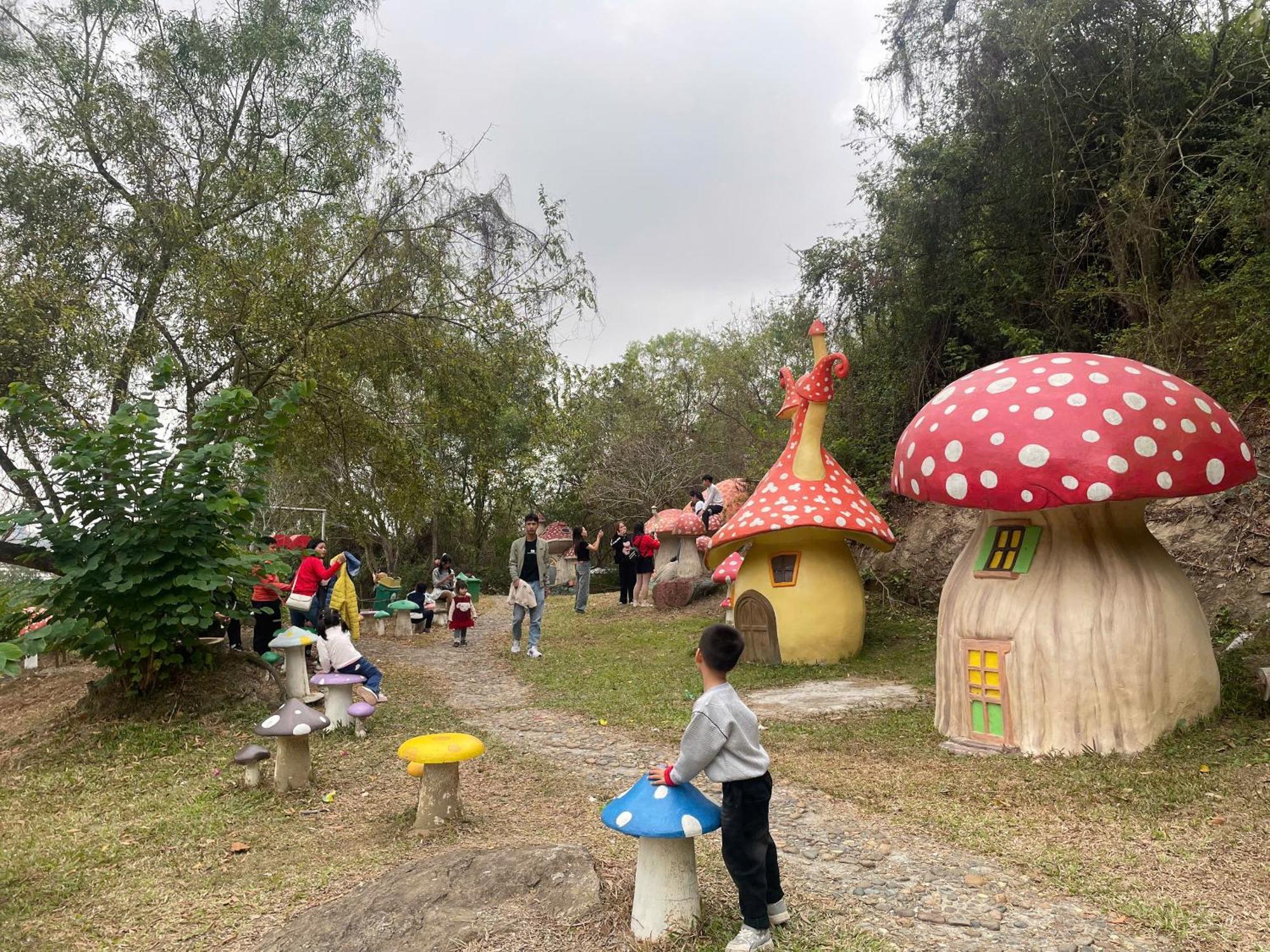 Khu Du Lich Sinh Thai Nui Ngam Nam Dinh Exterior foto